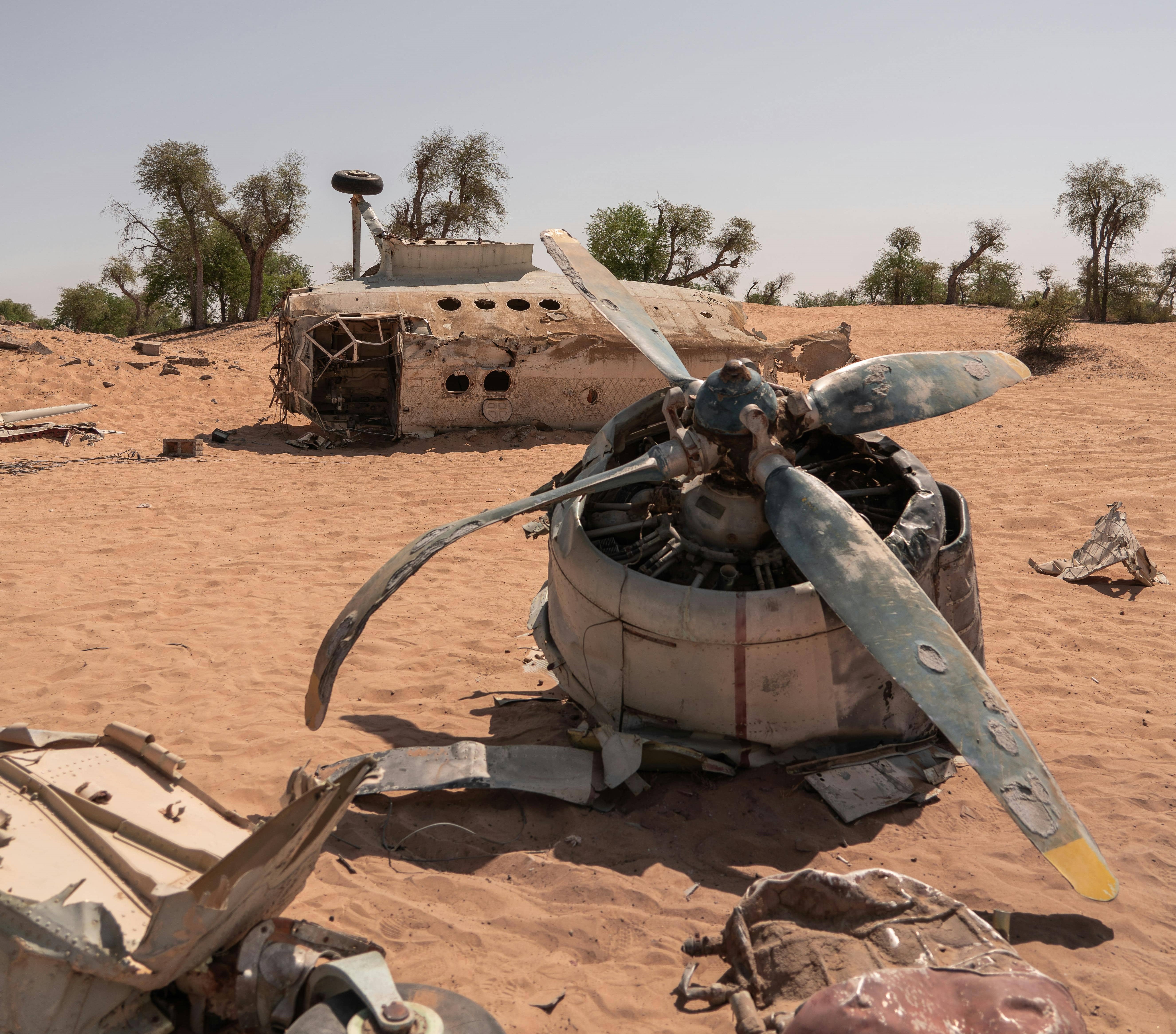 비행기 잔해 복원 전문가: 항공사고의 퍼즐을 맞추다.