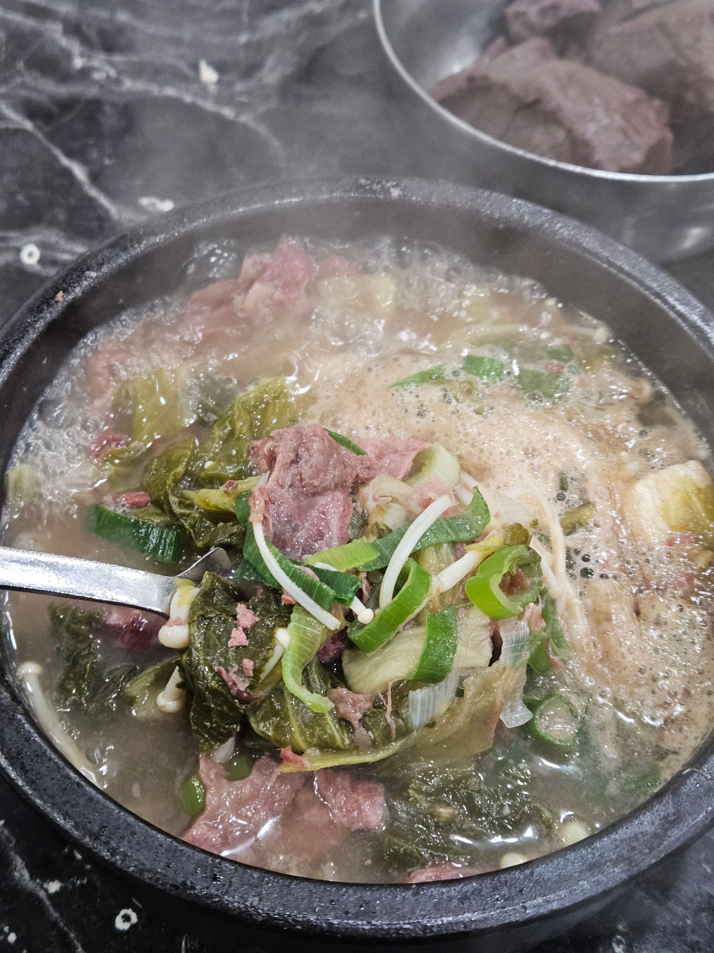 유치회관 해장국