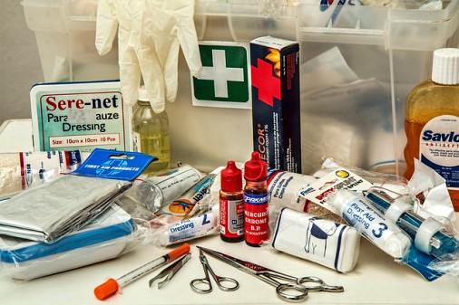 추석 명절 연휴 주말 실시간 24시간 운영: 가까운 응급실&amp;#44; 병원&amp;#44; 약국 찾는 방법과 응급실 뺑뺑이 현상 대처 방안 