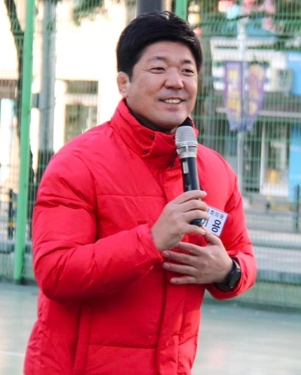 이용 국회의원 프로필 나이 고향 학력 재산