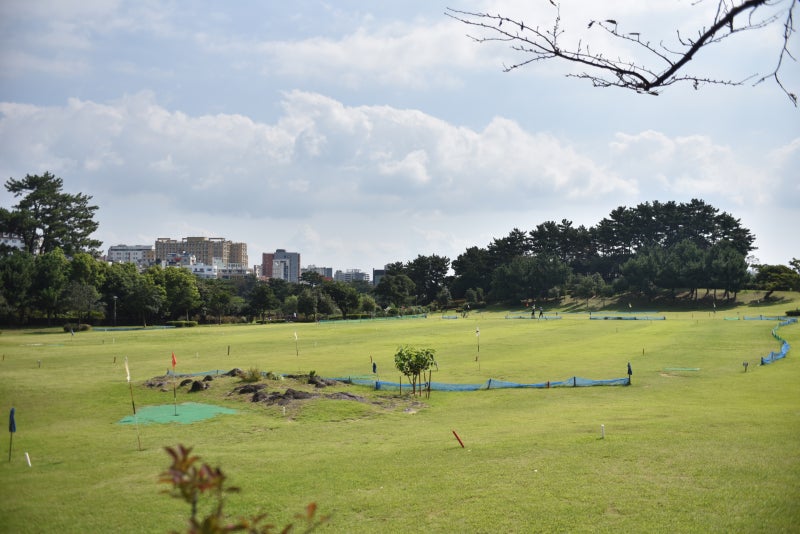 제주 칠십리파크골프장. 제주 서귀포시 서홍동 서흥동 663-2 (서귀포칠십리공원 부지내)