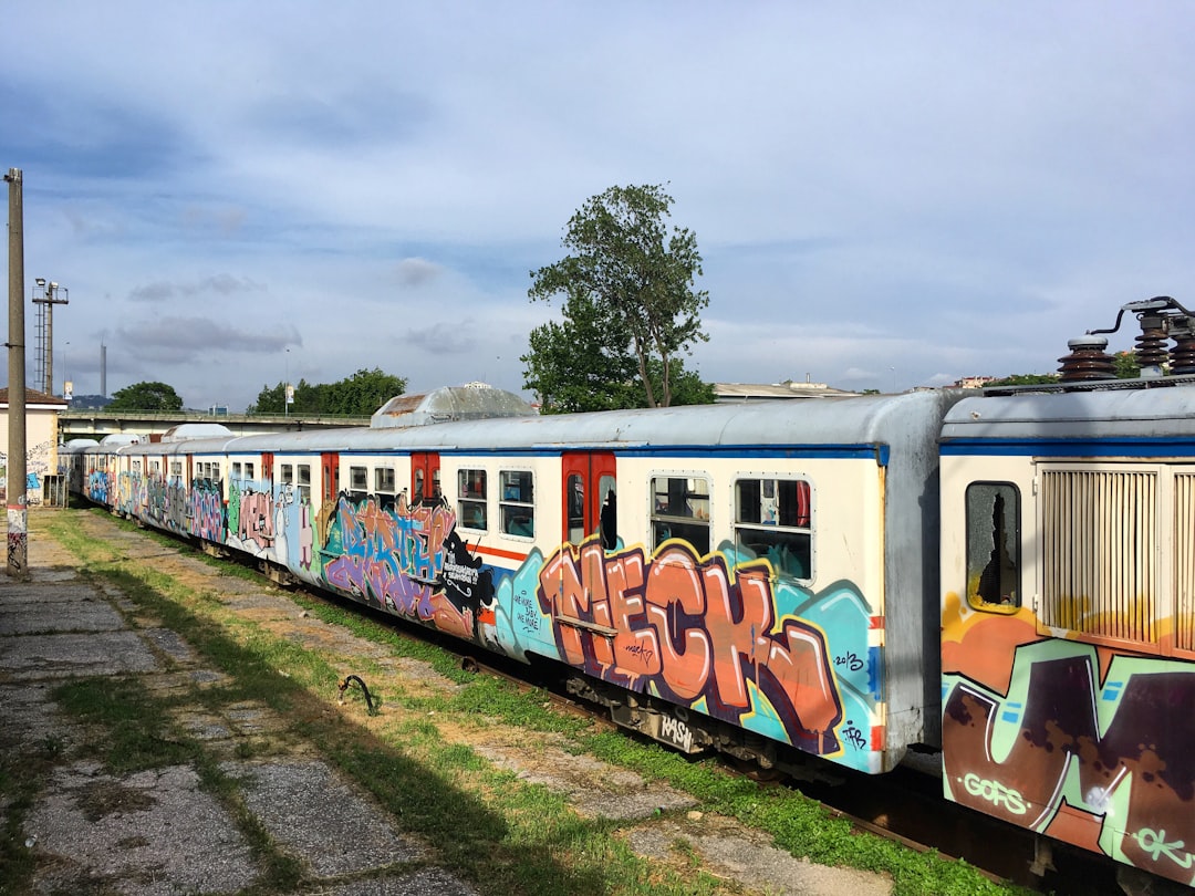 'Train'