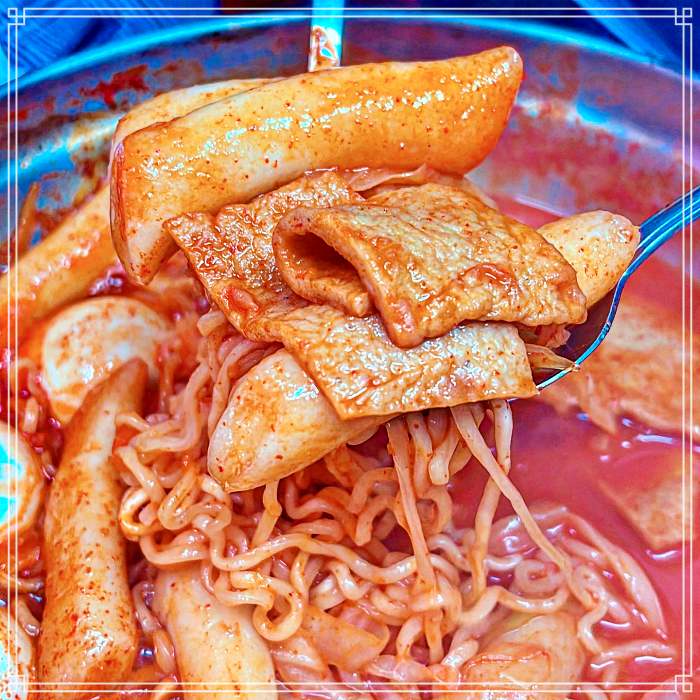 생방송 투데이 마포&#44; 공덕 37년 전통 초저가 즉석 떡볶이 맛집