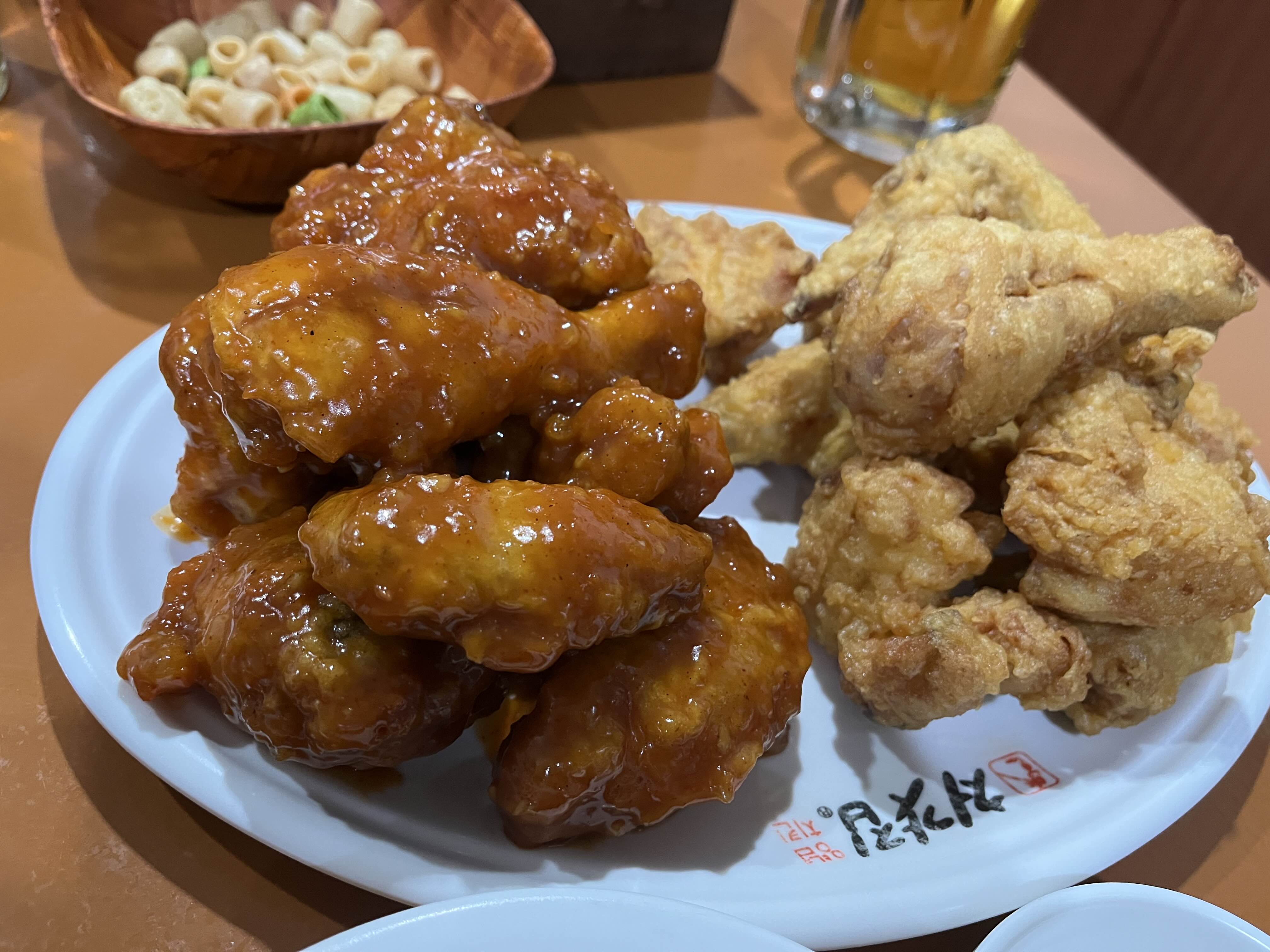 처갓집 양념 통닭 양념통과 후라이드 치킨