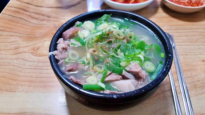 생방송오늘저녁 오산 오색시장 돼지국밥 순대국밥 족발 보쌈 수육 맛집 추천