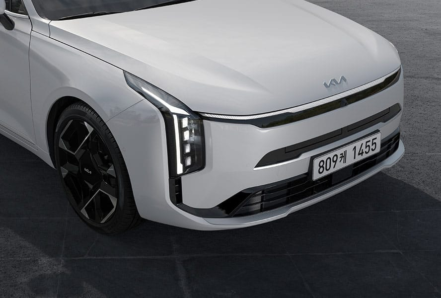 자동차 앞 헤드라이트