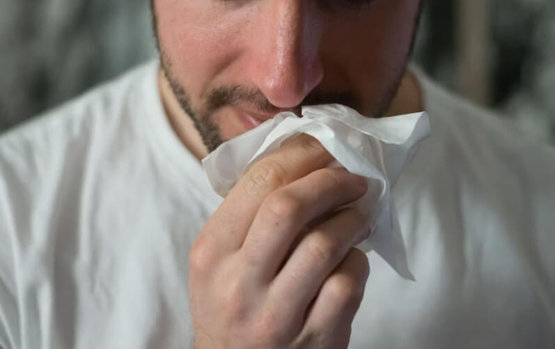 콧물흘리는남자