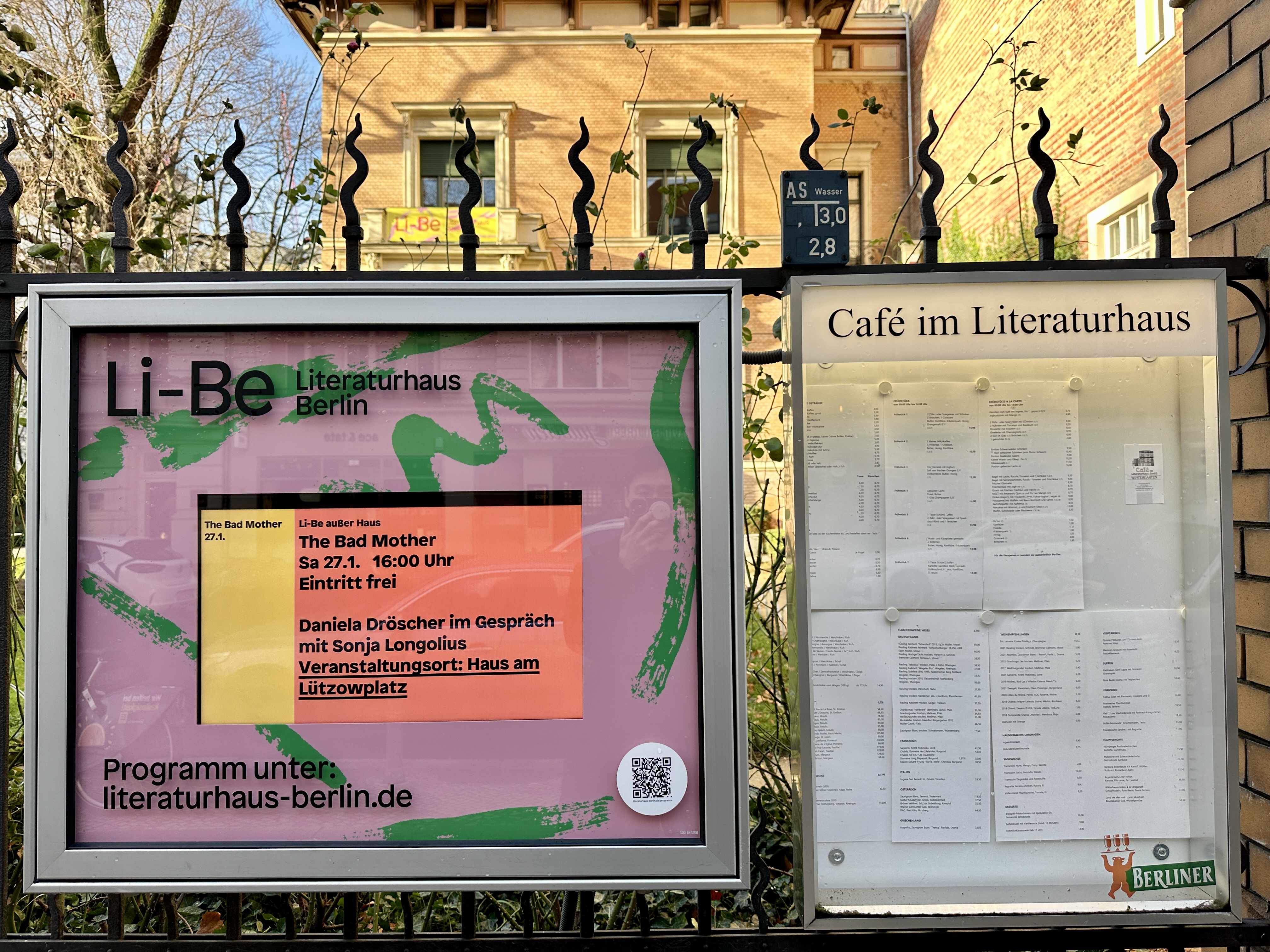 cafe literatur haus