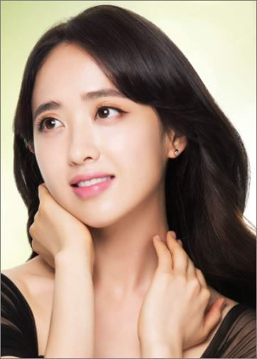 고혼진 화장품 모델 김민정 사진