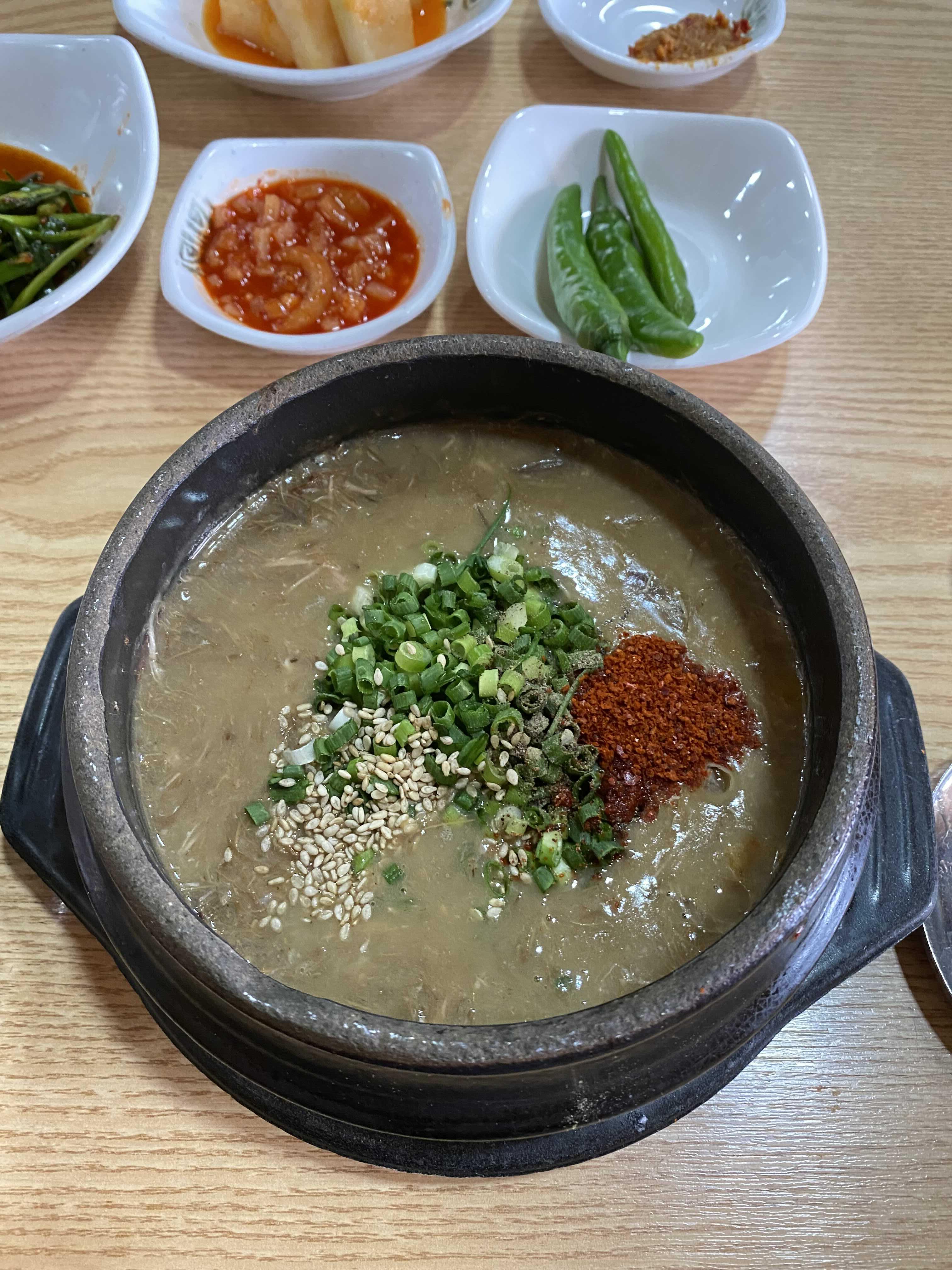 우진해장국 대표메뉴 고사리육개장