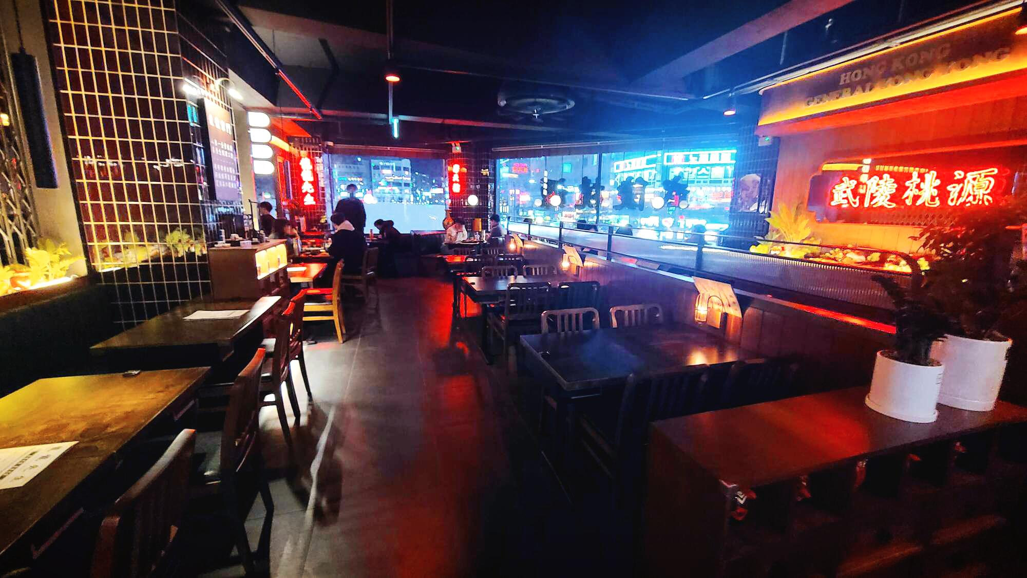 용용선생-계양구청점-내부-분위기-3