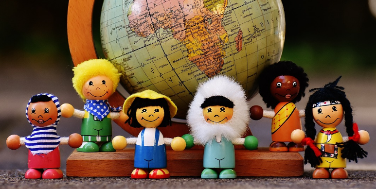 아이들이 좋아하는 여러가지 인형들