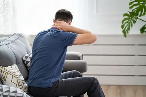 잘못된-수면-자세-올바른-수면-자세-오십견