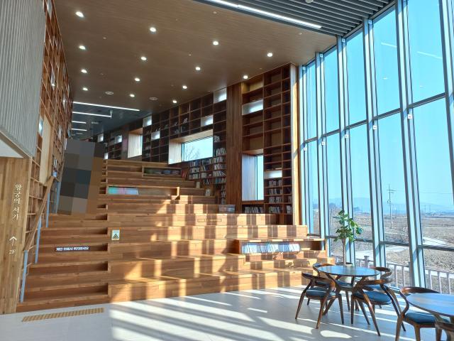 익산 백제 왕궁박물관 / 왕궁의 서가