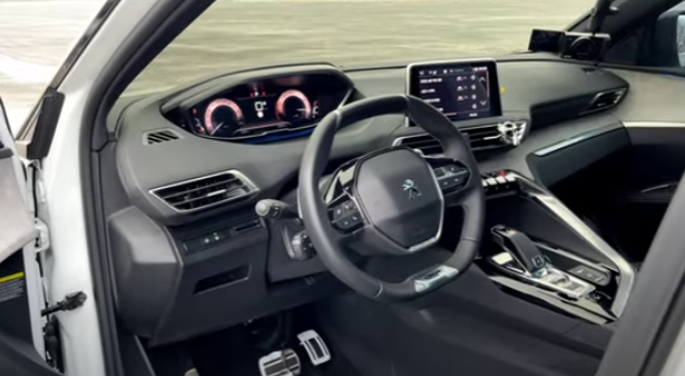 푸조5008GT-실내인테리어