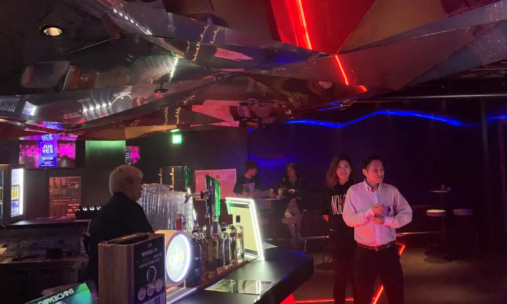 CLUB VIZEL(클럽 비젤)