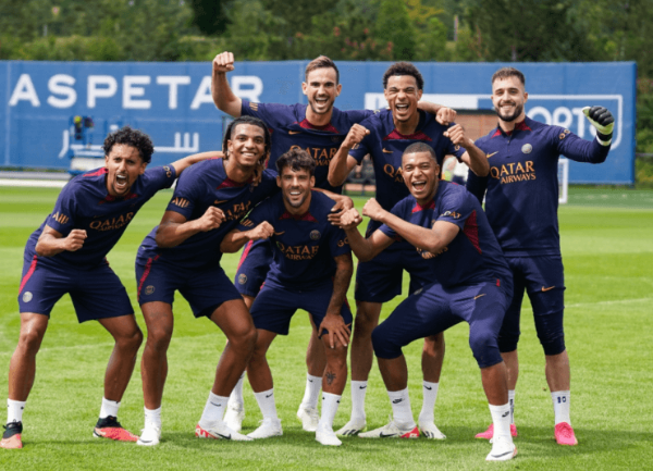 PSG 축구 관련 사진 이미지입니다.