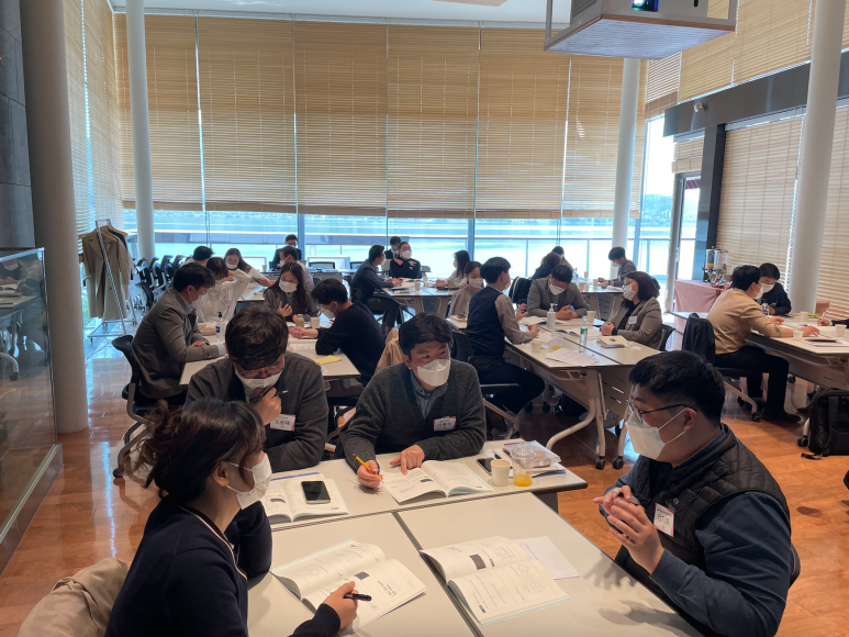 오리온 승진자를 대상으로 '브릿지 리더십' 특강 진행