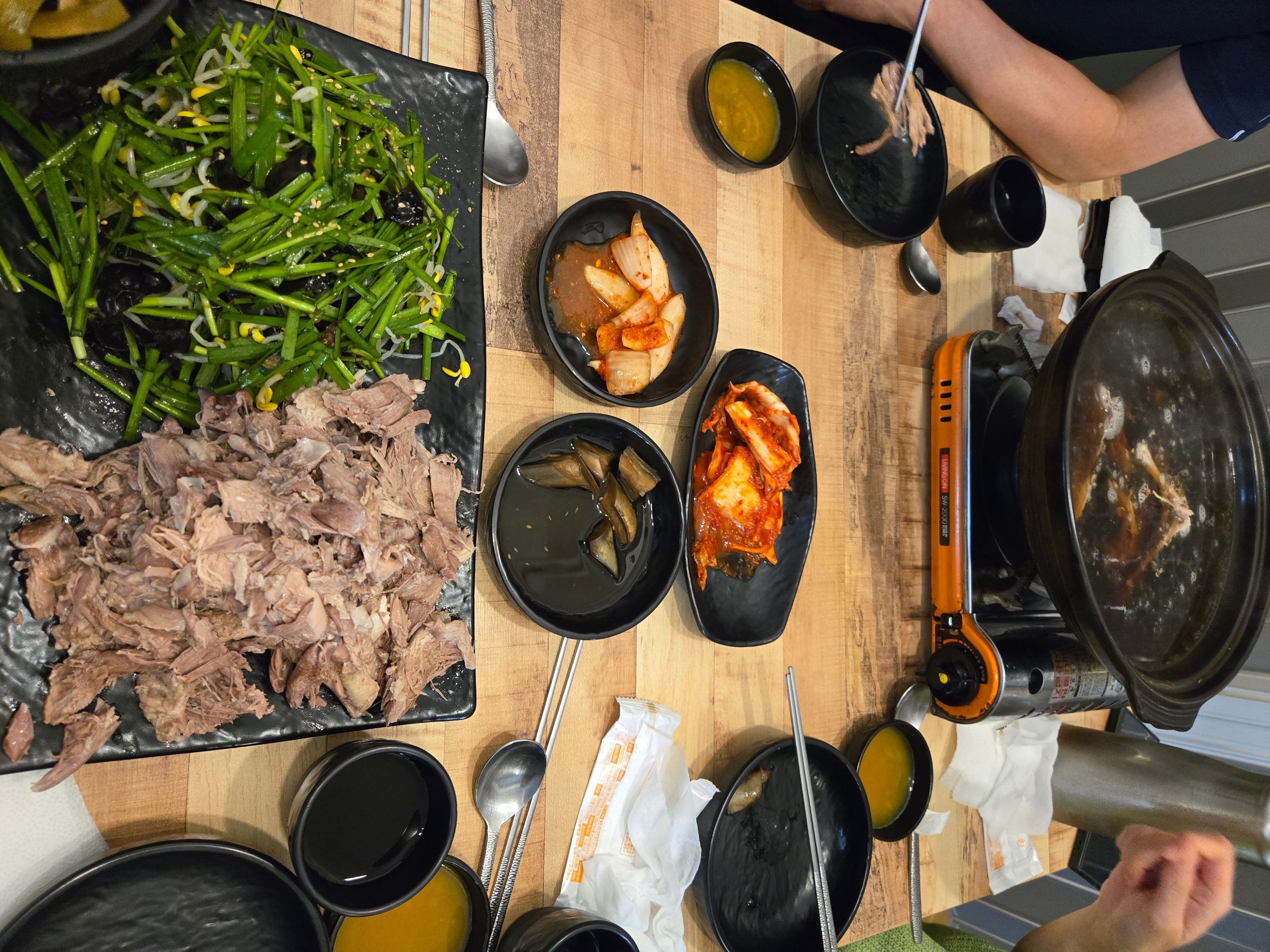 황칠오리와 기본 반찬