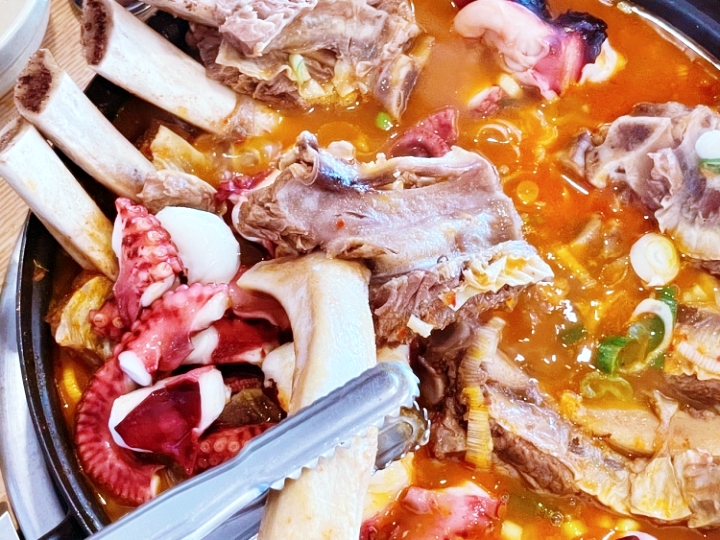 생생정보-소갈비문어김치전골-경기-화성-맛집-식당