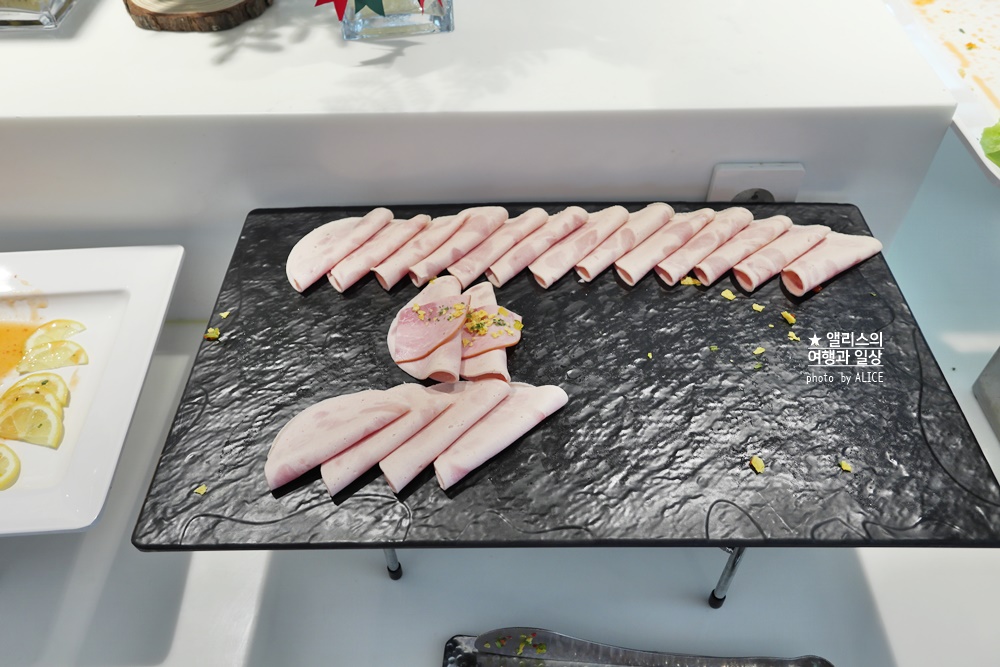 나인트리 프리미어 호텔 명동2 리앤이라마띠네 런치