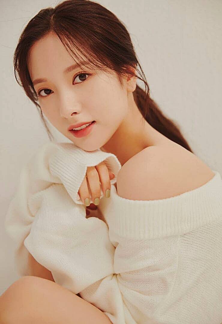 가수-겸-배우-김지연