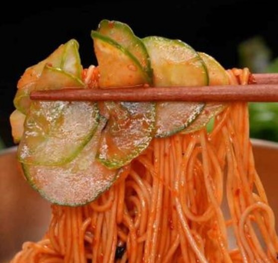 '편스토랑' 설마고추장비빔면 레시피