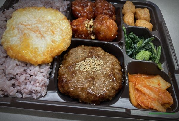 GS25 편의점 혜자로운 집밥 너비아니 & 닭강정 도시락 2023년 4월 반찬 구성(너비아니)