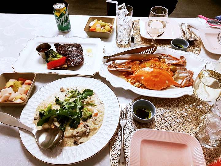 단골 파스타 레스토랑 정찬 게스트 수제 하몽 스테이크 하우스 평창동 맛집