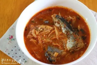 꽁치통조림 김치찌개 끓이는법 레시피_10