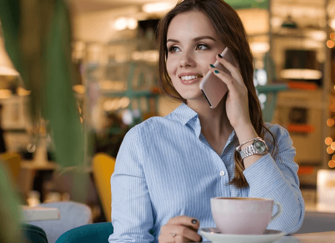 전화하는-여인