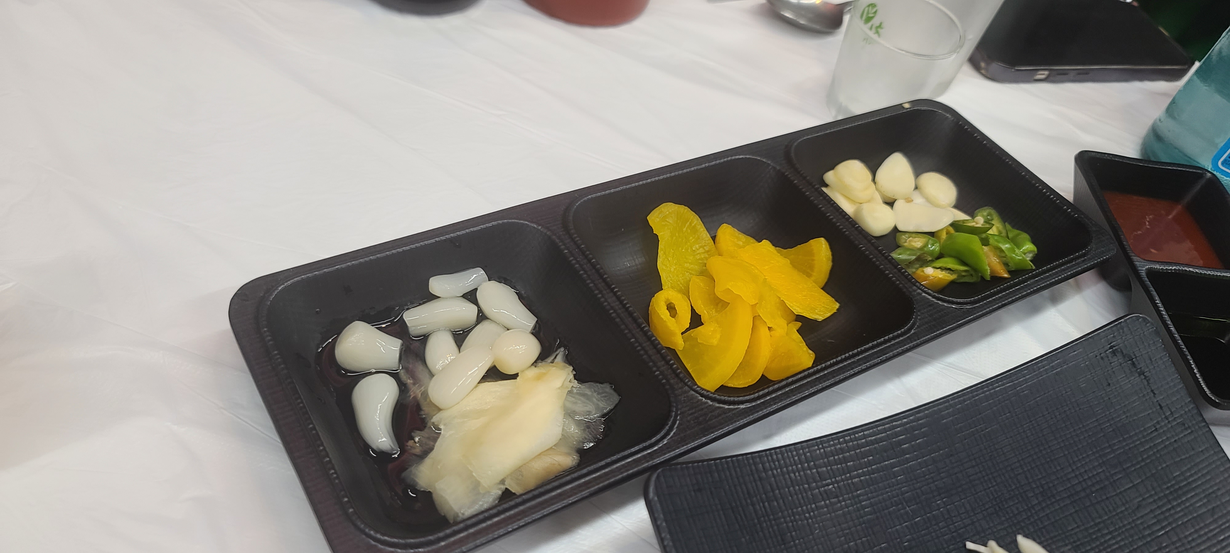 가을음식 전어회 생새우회 대하 유진수산 유진횟집 하남맛집 하남횟집 하남수산물시장 가족식사 밑반찬