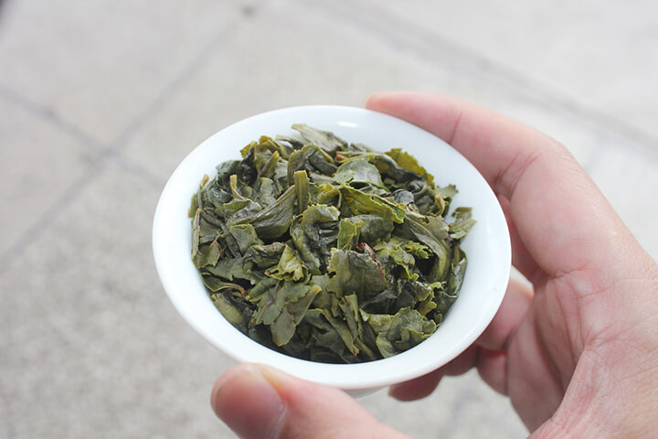 잔에-담긴-우롱차