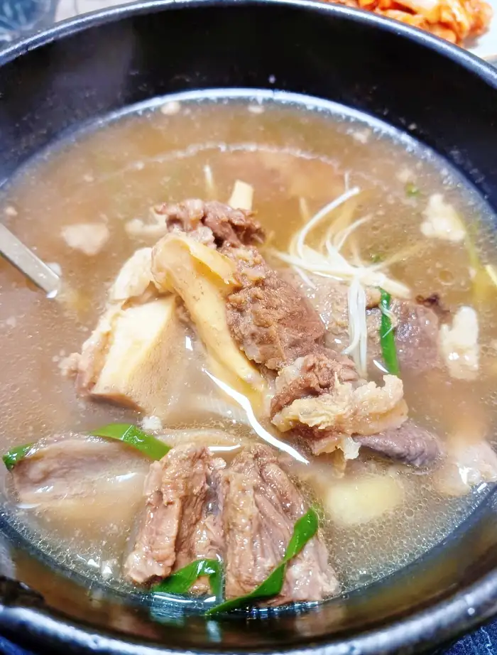 생생정보 상주 헌신동 소한마리 통째로 점심특선 한우탕 맛집