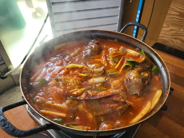 다래식당-동태찌개
