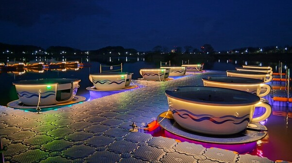 경포생태저류지의 4인승 보트