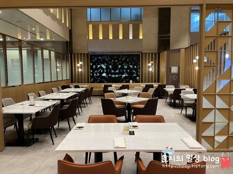 송도 쉐라톤 조식당 내부