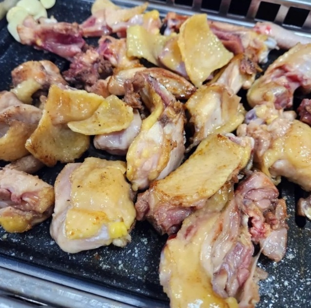 동네한바퀴-영암-토종-닭구이-닭육회