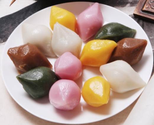 한국의 떡 종류 밀기울떡-송편