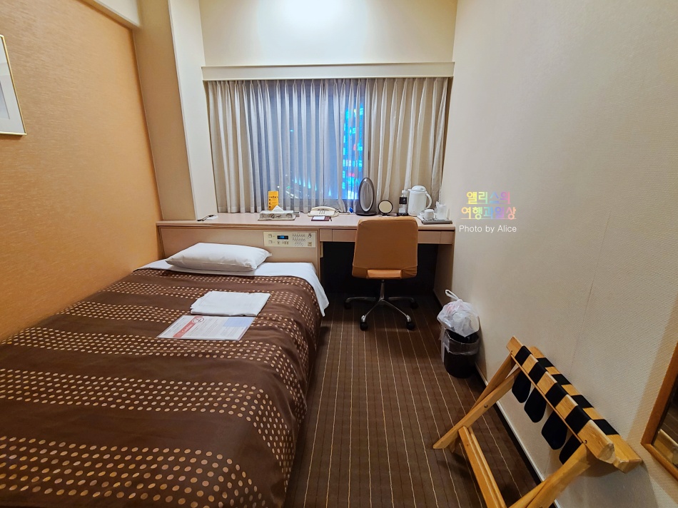 우메다 역 근처 위치 좋은 뉴 한큐 오사카 호텔 스탠다드 싱글룸 솔직후기