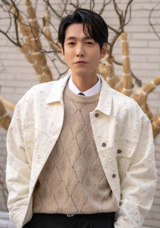 정경호 프로필 드라마 결혼 아버지 엄마 수영 나이 집안 연출 샴페인