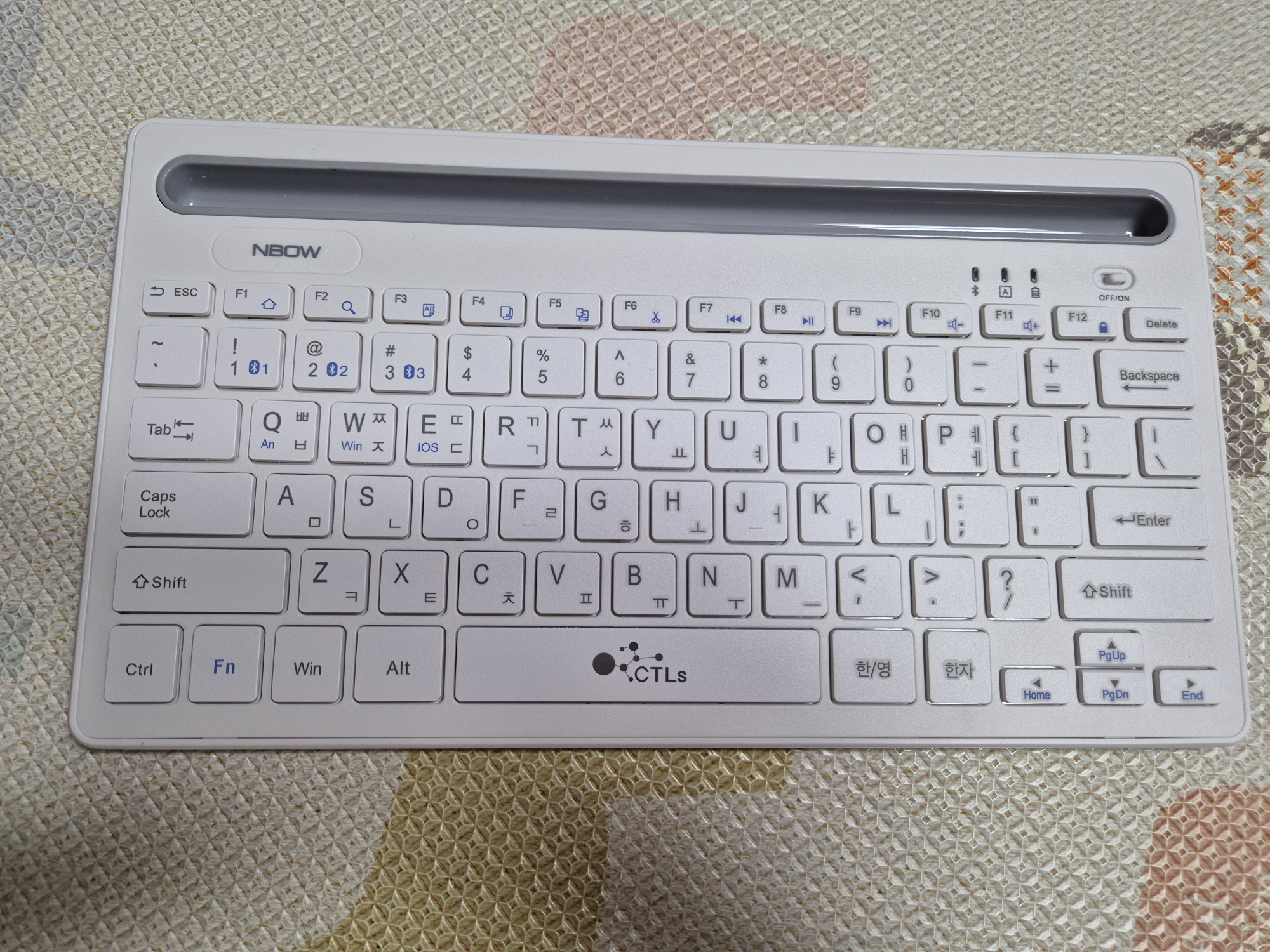 블루투스 키보드 NPAD PRO 전면