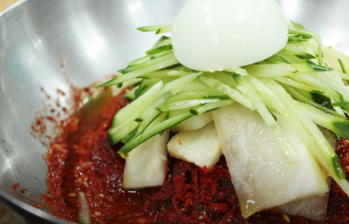 굿모닝대한민국 서울 금남시장 매운냉면 맛집(찐K푸드)