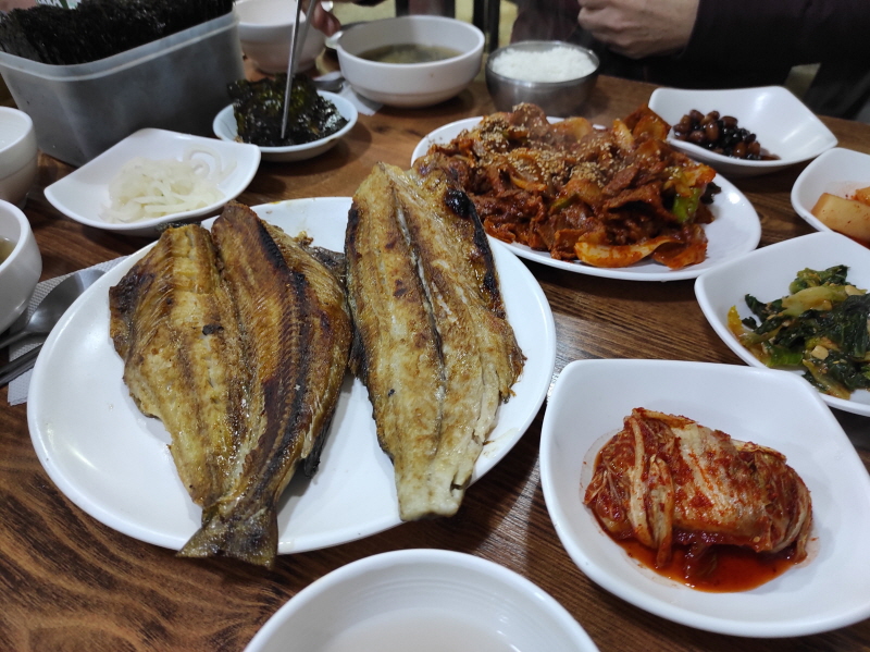 잊지마식당_생선구이_제육볶음