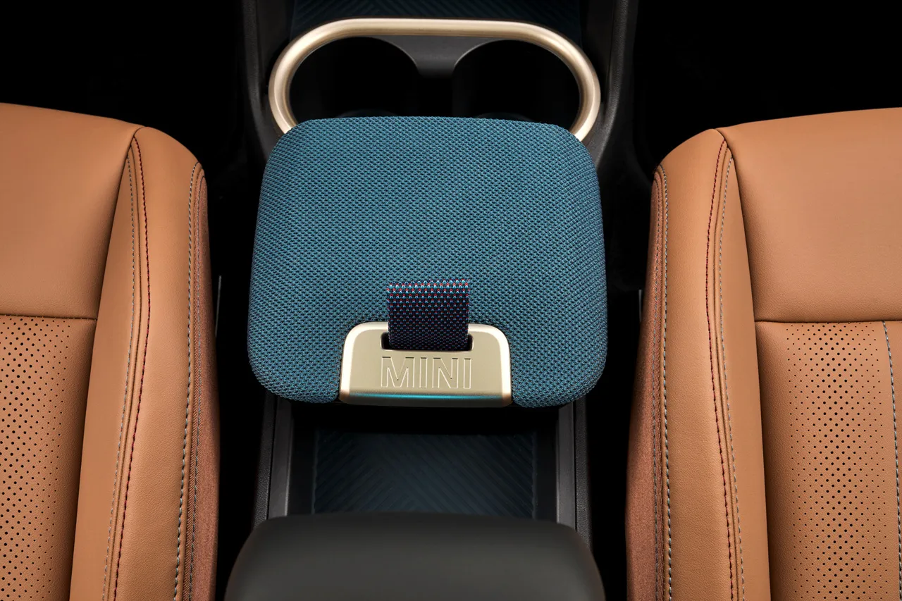 미니 컨트리맨 E 차량 정보 이미지