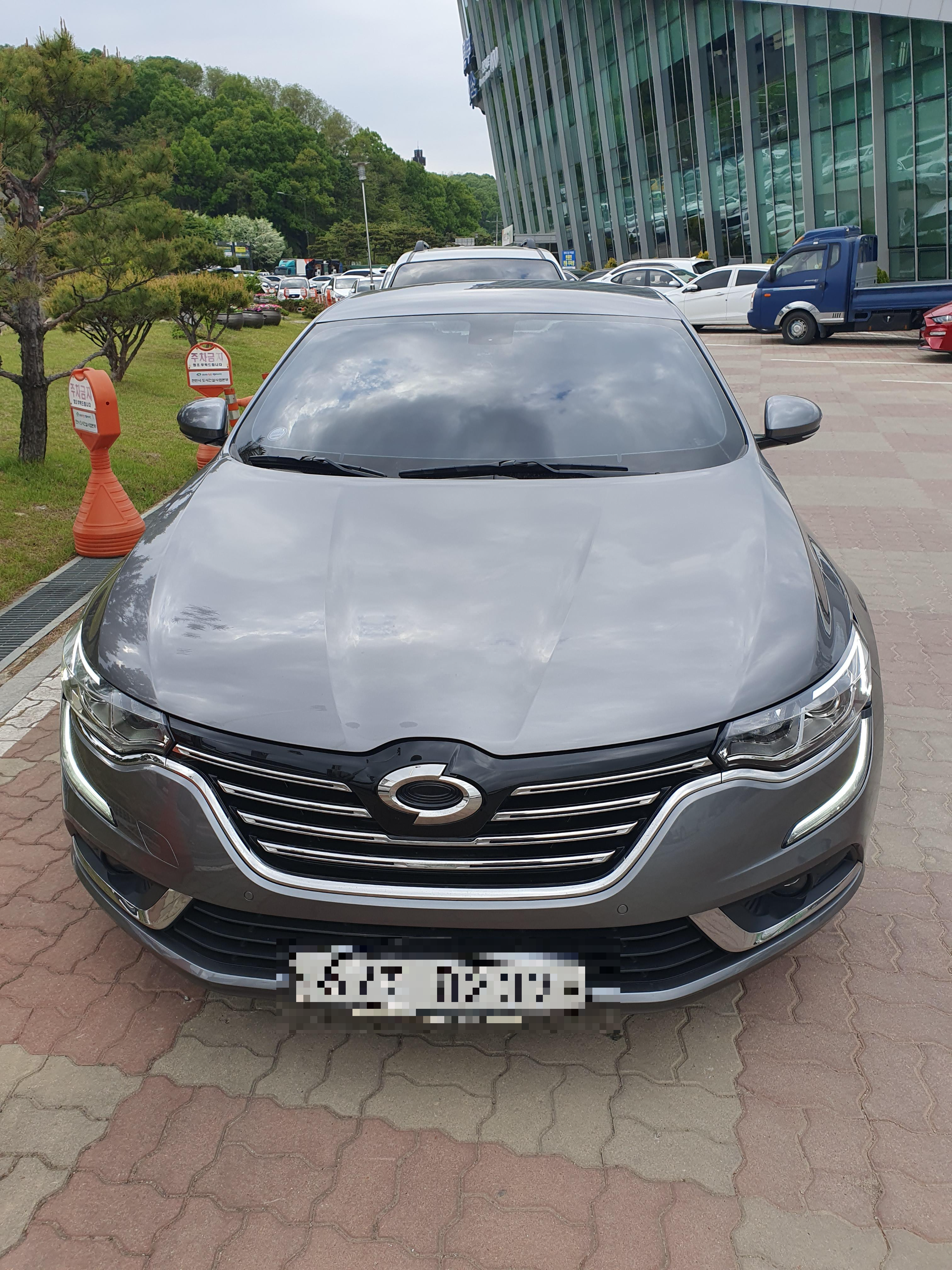 새로 구매한 SM6 2.0 GDE 2016년 RE 트림 모델