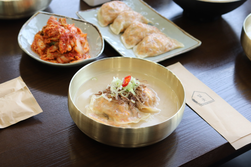 생방송투데이 손만두 칼국수 고기만두 김치만두 만두소구매 콩국수 비빔국수 맛의승부사 경기도양주 밀곳
