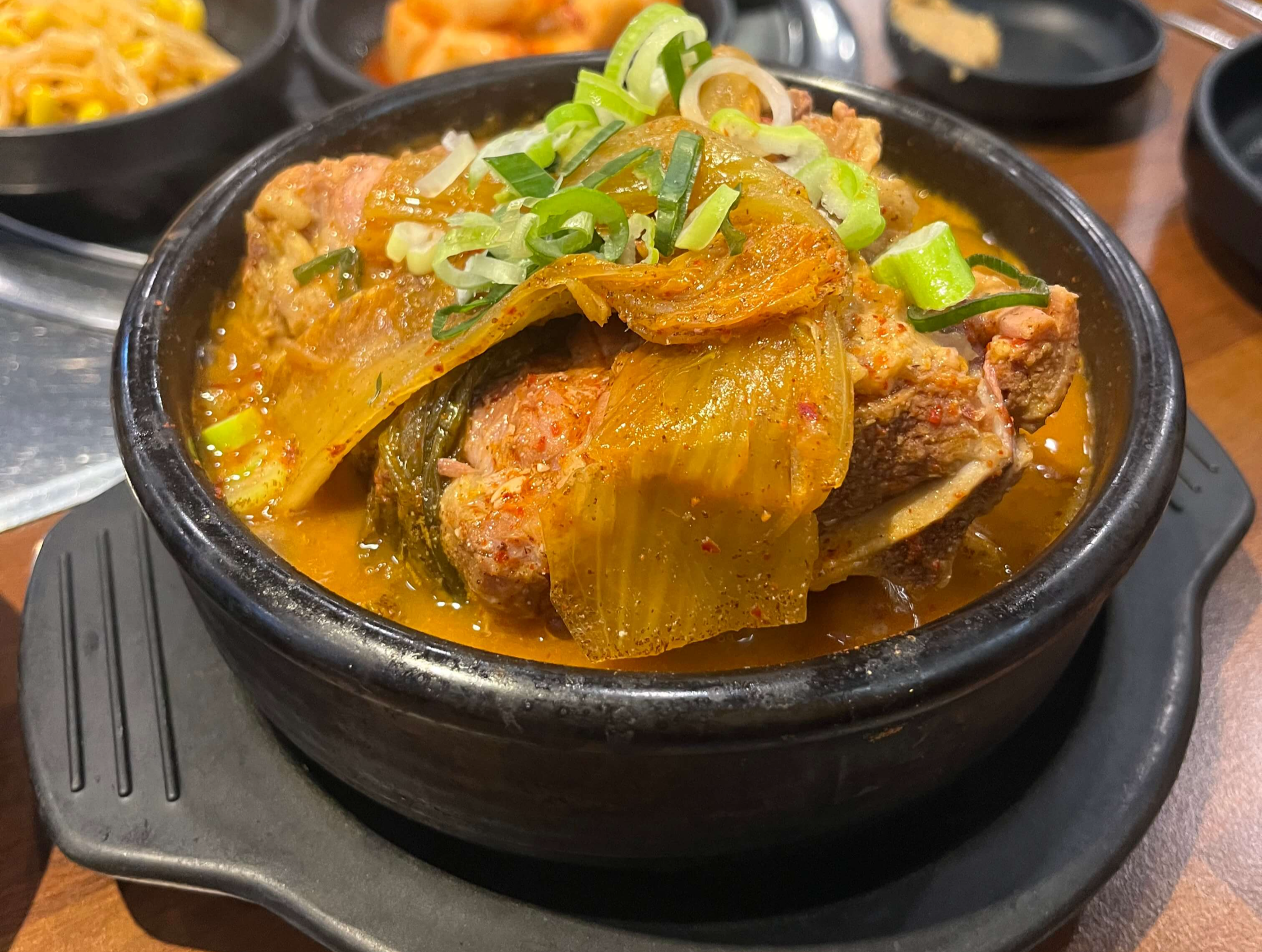 묵은지 뼈해장국