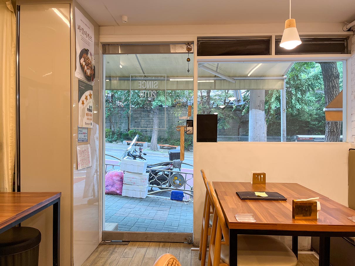 원카츠 만덕점 내부