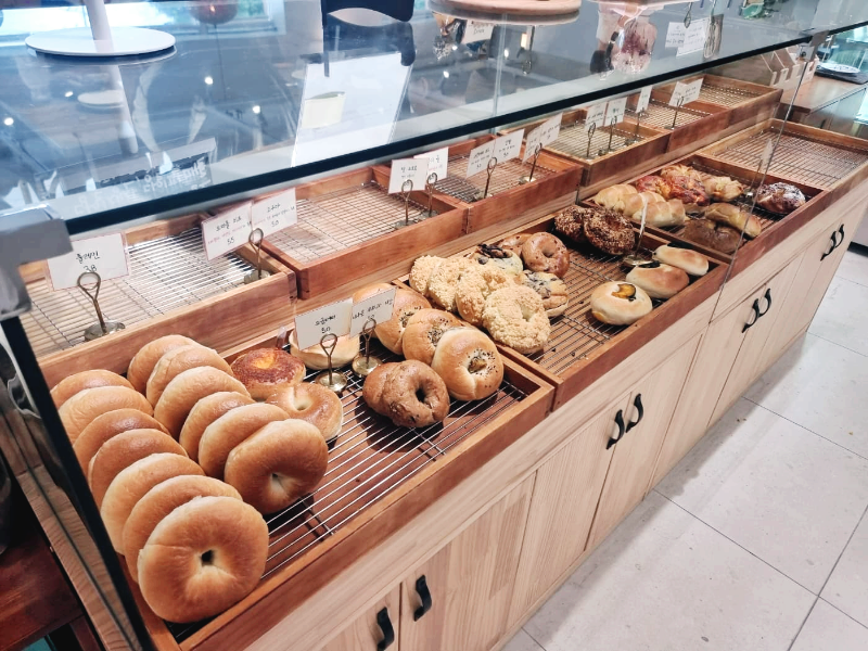 커플 또는 가족이 가볼만한 경기도 화성시 봉담 베이글 카페 _ 상기리 600